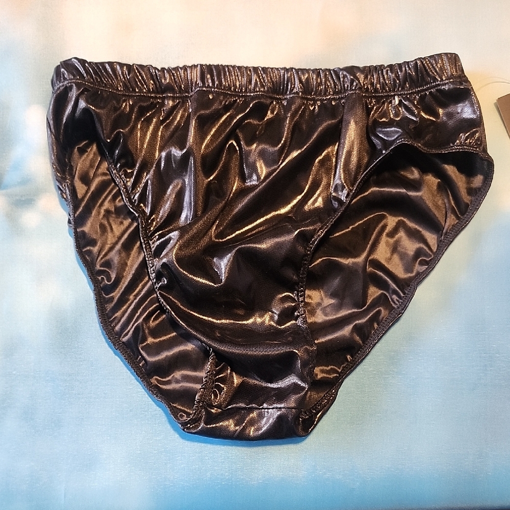 Intimo Shiny Black Briefs